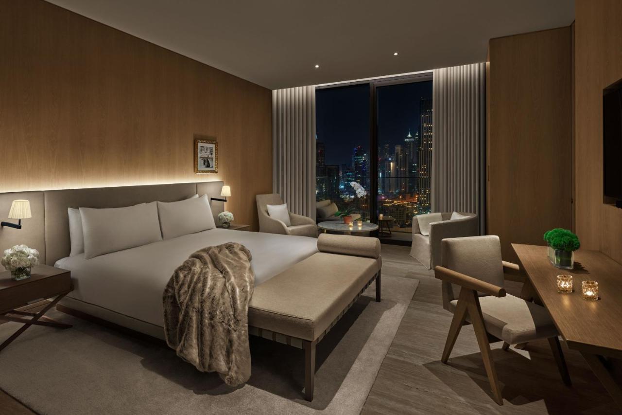 The Dubai Edition Kültér fotó A bedroom at The Hari