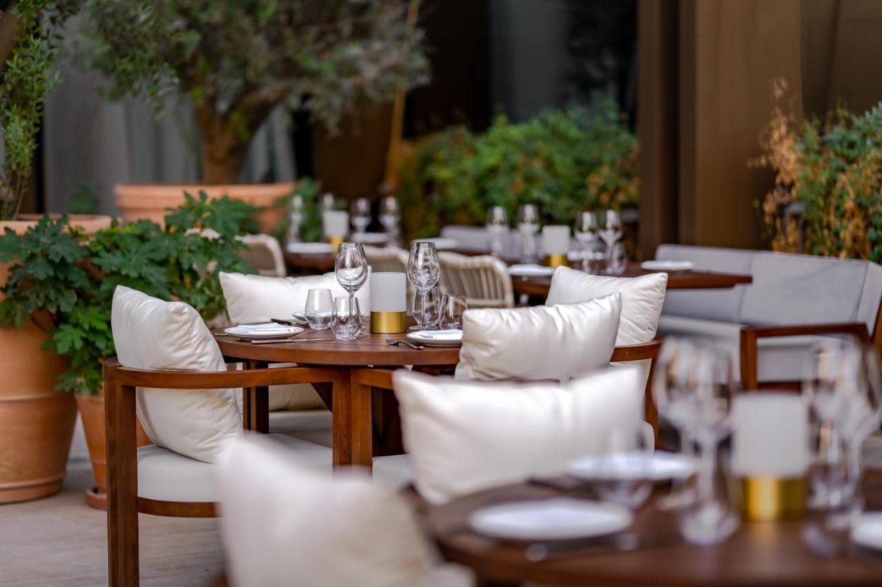 The Dubai Edition Kültér fotó The Terrace